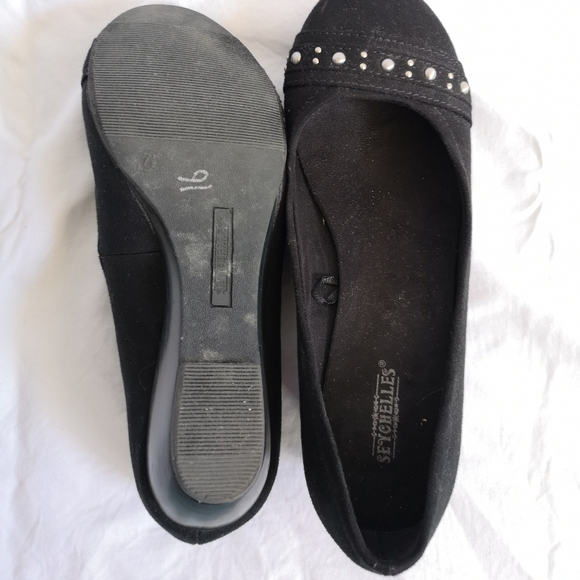 Seychelles flats - Picture 3 of 3